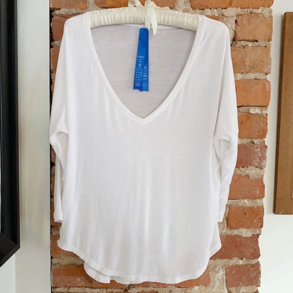 Kit and Ace Easy V Mid-Sleeve Tee Size 6